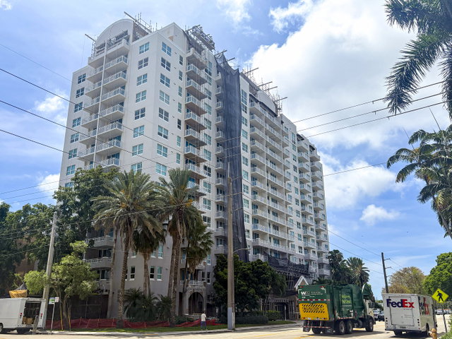 Da Vinci on Douglas Condo photo 2